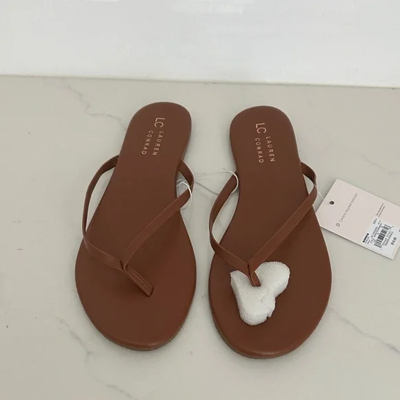 LC Lauren Conrad Tan Sandals - Picture 1 of 5